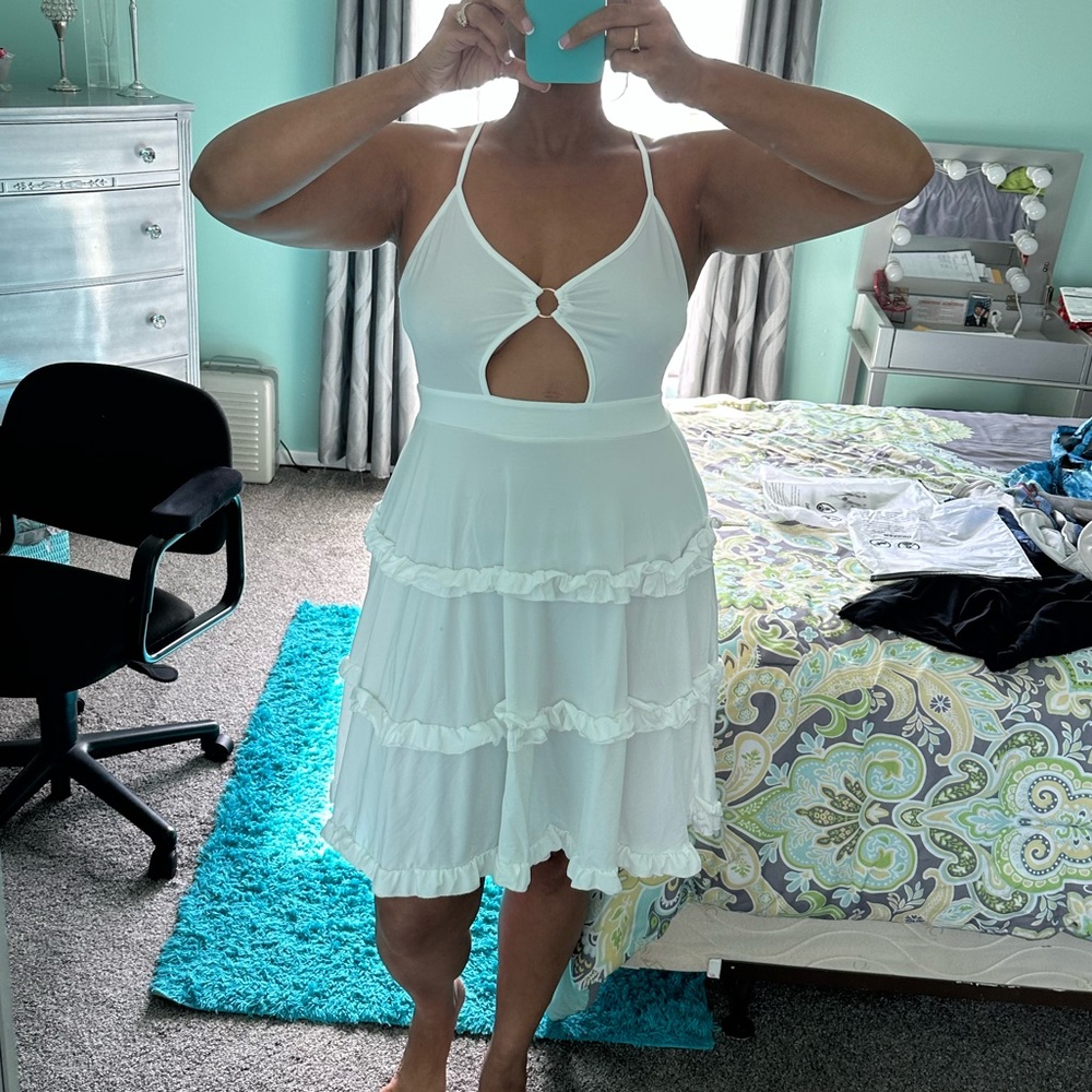 White spaghetti strap dress - Picture 3 of 5